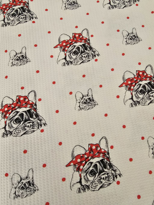 Doge mit roter Masche - Waffeljersey