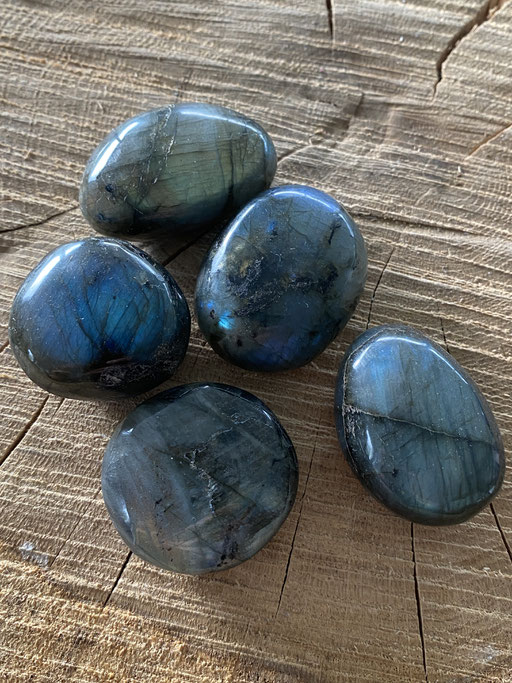 Labradorite  Nimalaé Lithothérapie et boutique de minéraux