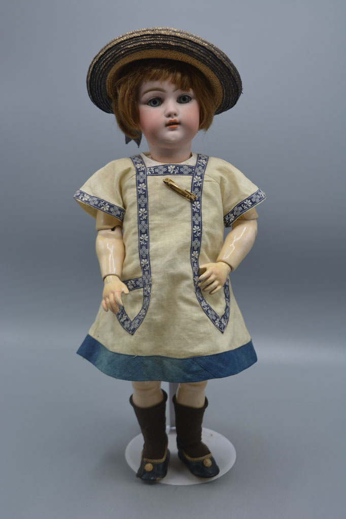 Lovely Antique Franz Schimdt Doll 15 3/4" tall; mignonne poupée F S 40 cm