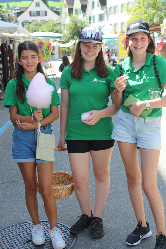 Unser Tombolafeen Gianna, Leandra und Noemi