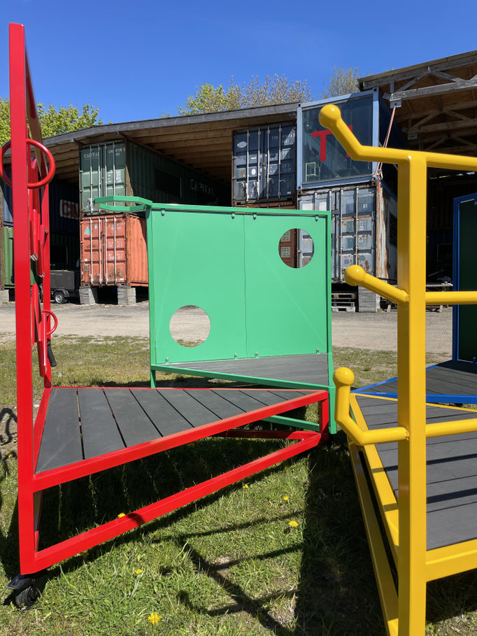 Spielsitzgelegenheit für eine Hamburger Schule (2026)