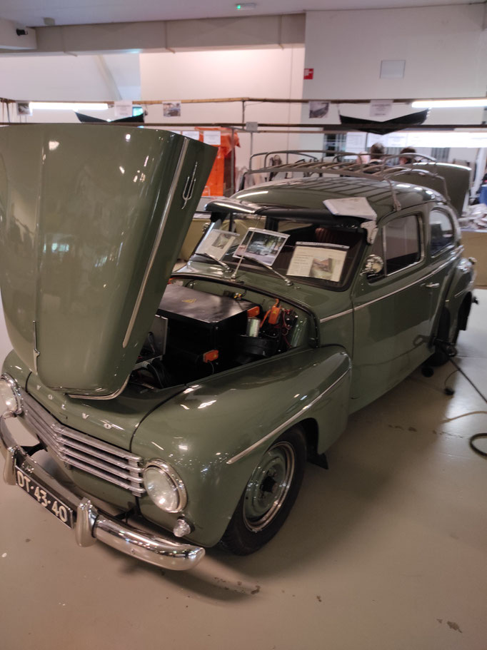 Volvo Buckel rein Elektrisch in Rosmalen