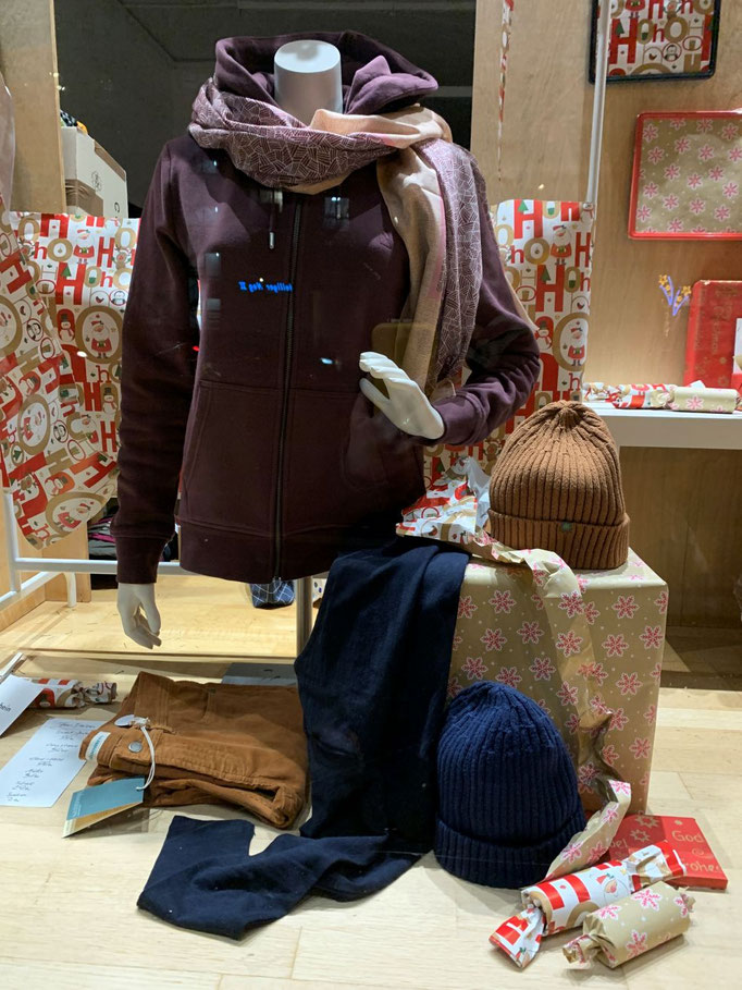 Schauenster Deko Damen