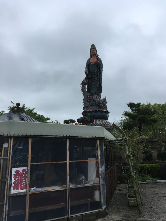 香山昇龍大観音