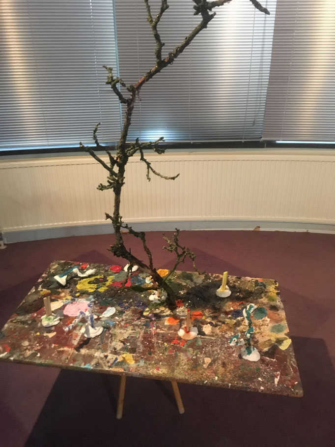" Sehnsucht in die Zeit III ", 2019,  wood, oil paint, branch, plaster, ecoline ink, stool