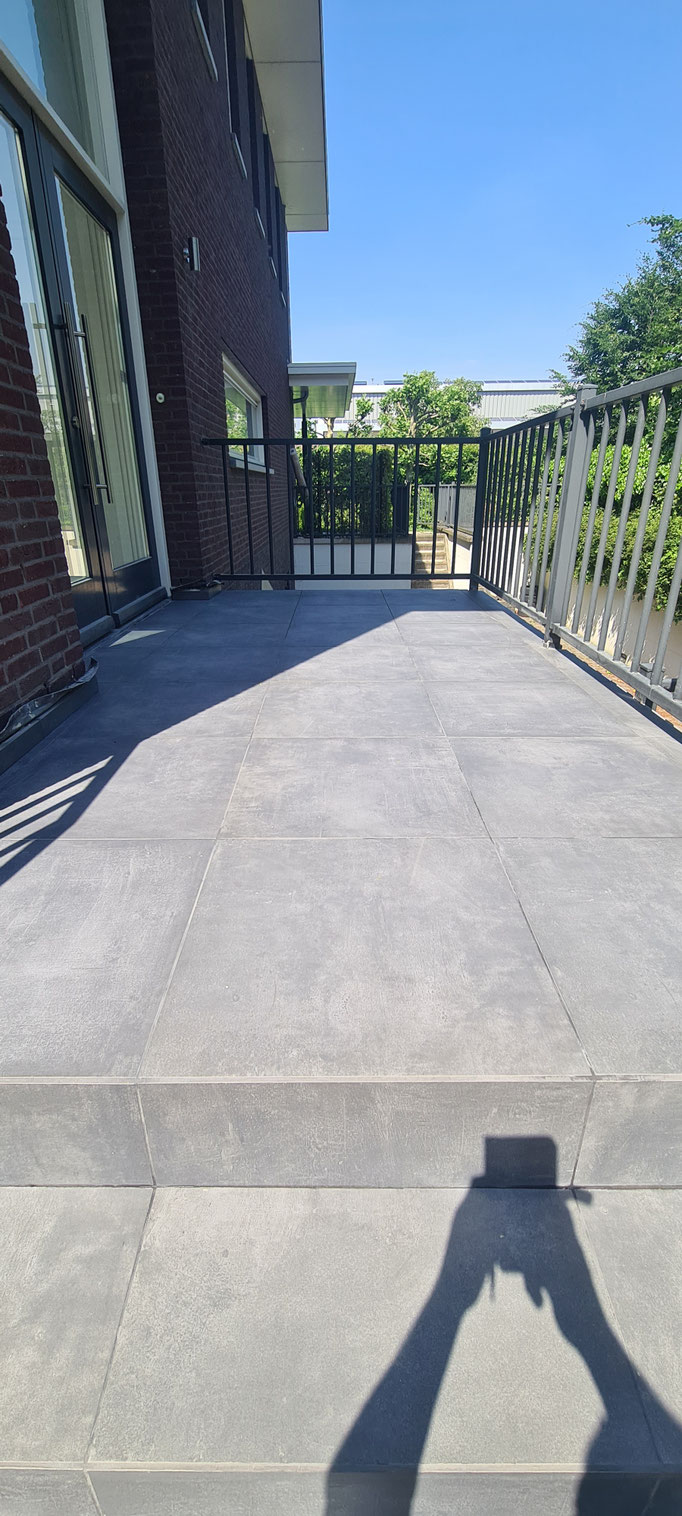 BTK Tegelzetters Venlo - trap en bordes te Venlo