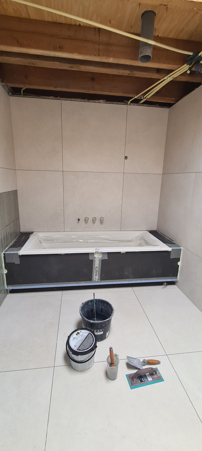 BTK Tegelzetters Venlo - nieuwe badkamer te Roermond