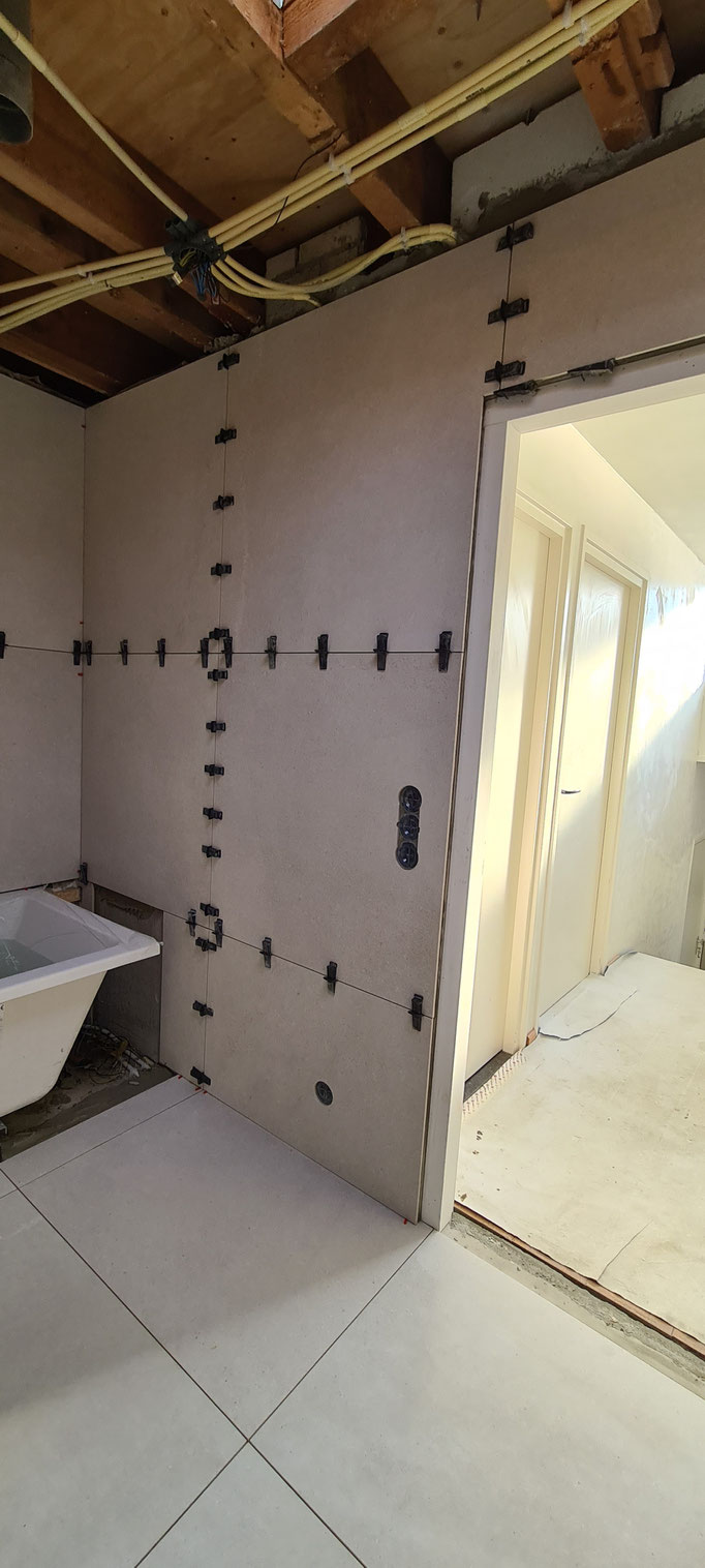 BTK Tegelzetters Venlo - nieuwe badkamer te Roermond