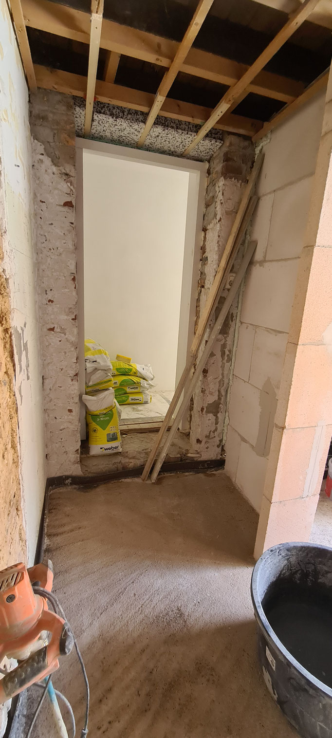 BTK Tegelzetters Venlo - vloer storten - badkamer te Simpelveld