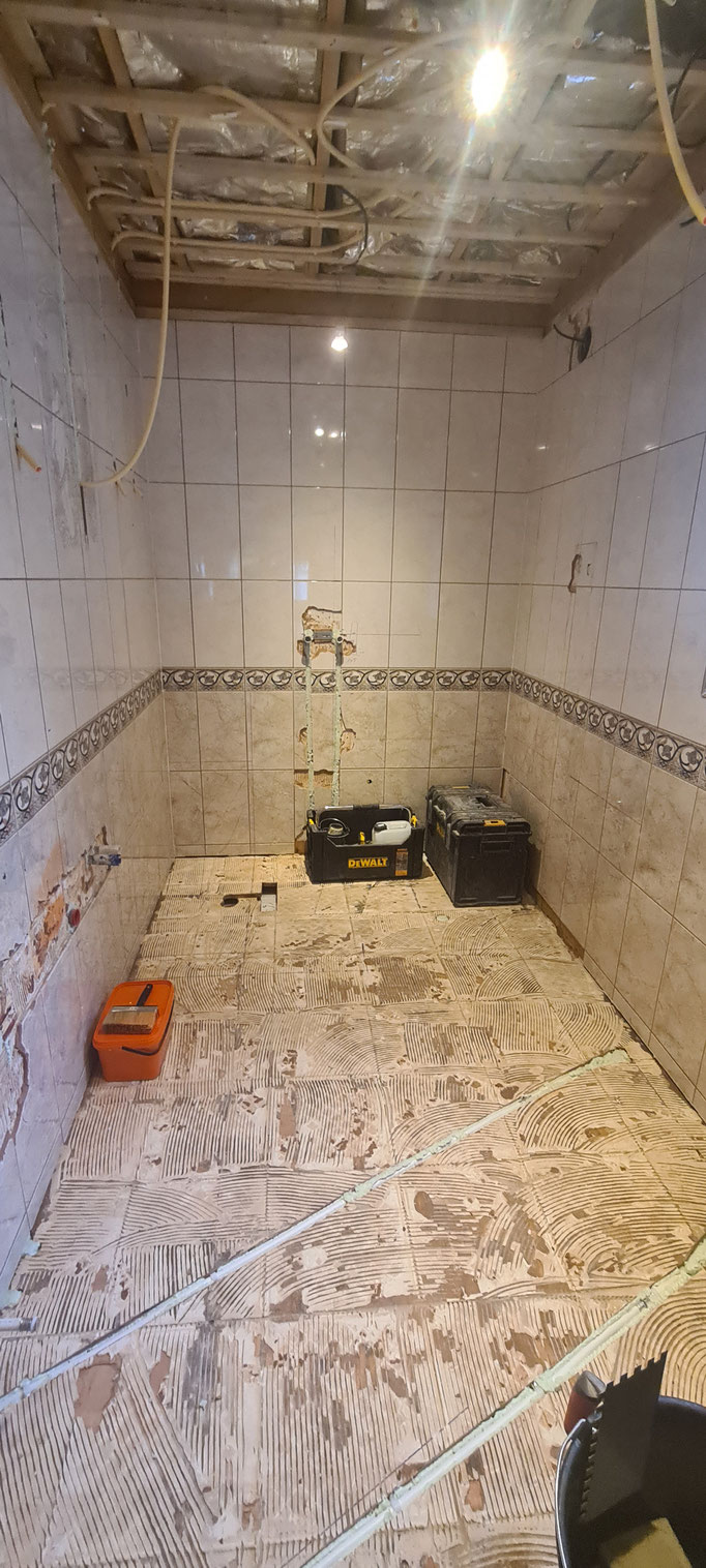 BTK Binnendijk Tegelzetters Venlo - volledige renovatie badkamer te Venlo