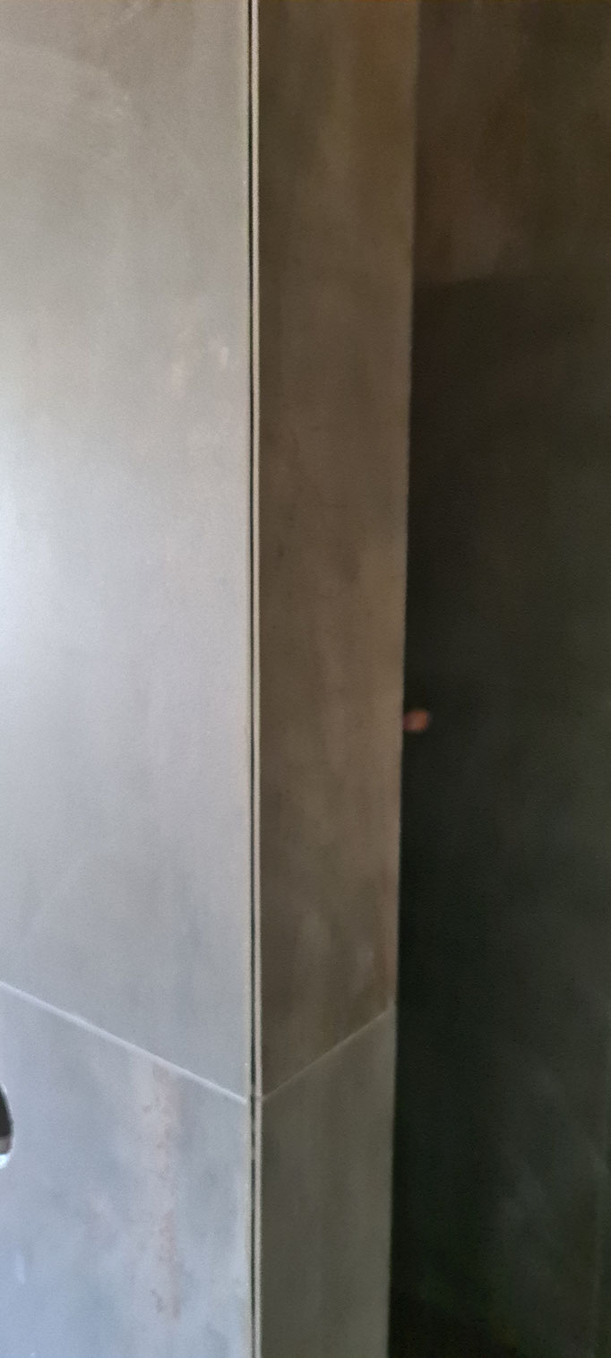 BTK Tegelzetters Venlo - tegelwerk inwassen  - badkamer te Simpelveld
