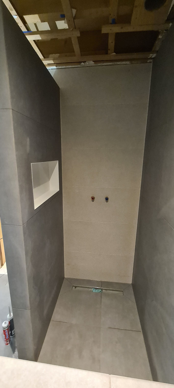 BTK Tegelzetters Venlo - tegelwerk badkamer te Linne