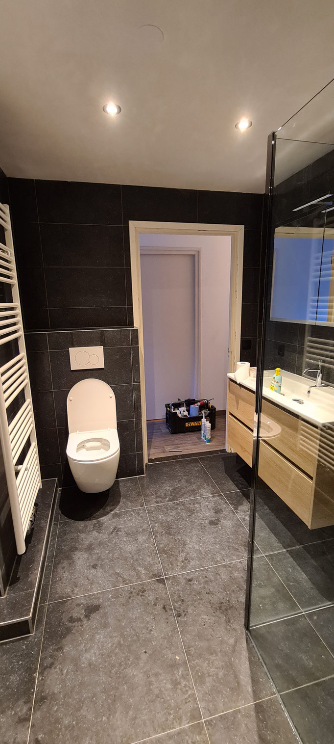 BTK Tegelzetters Venlo - renovatie badkamer te Herkenbosch