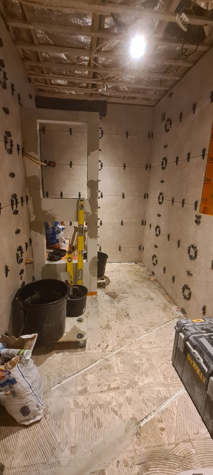 BTK Binnendijk Tegelzetters Venlo - volledige renovatie badkamer te Venlo