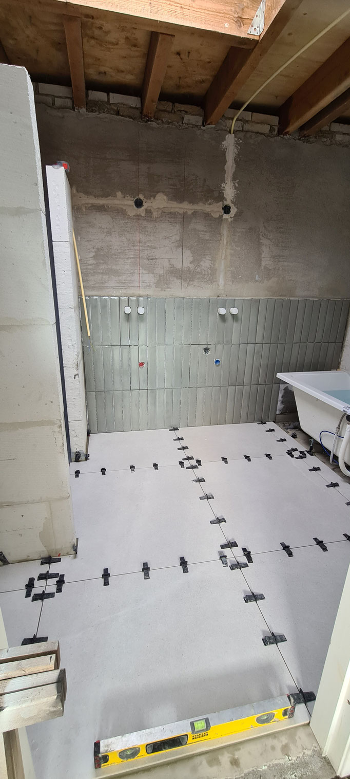 BTK Tegelzetters Venlo - nieuwe badkamer te Roermond