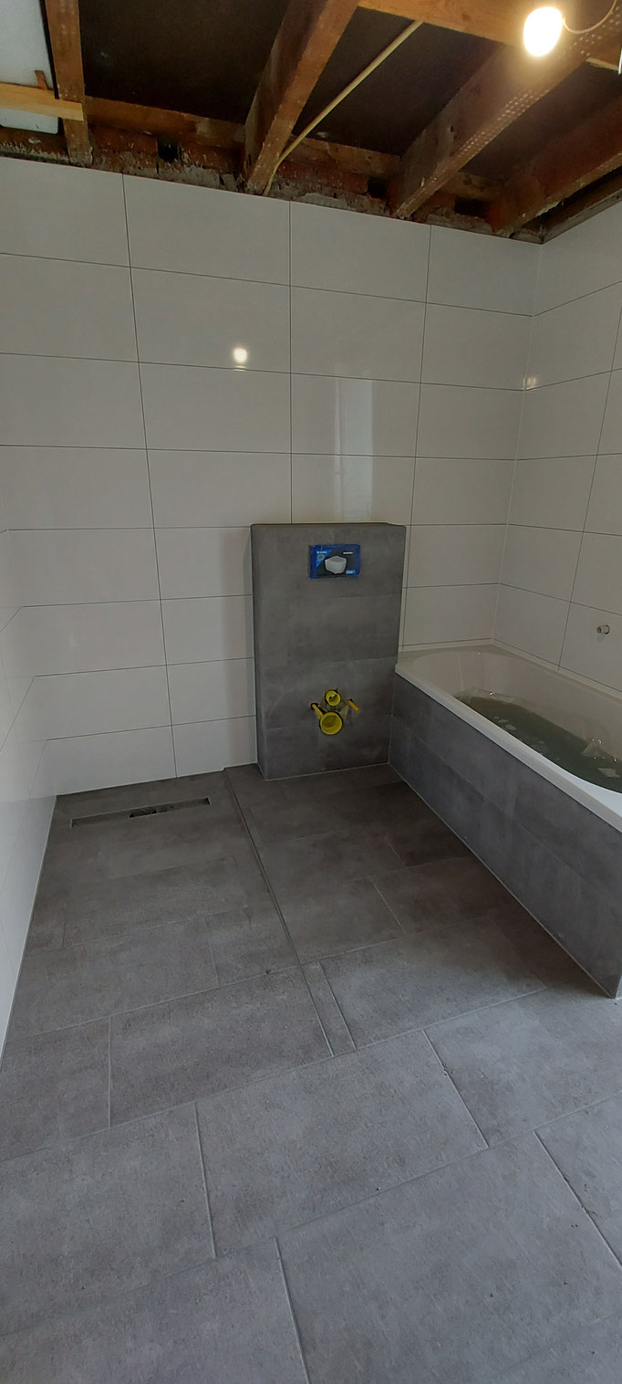 BTK Tegelzetters Venlo - badkamer renovatie te Roermond