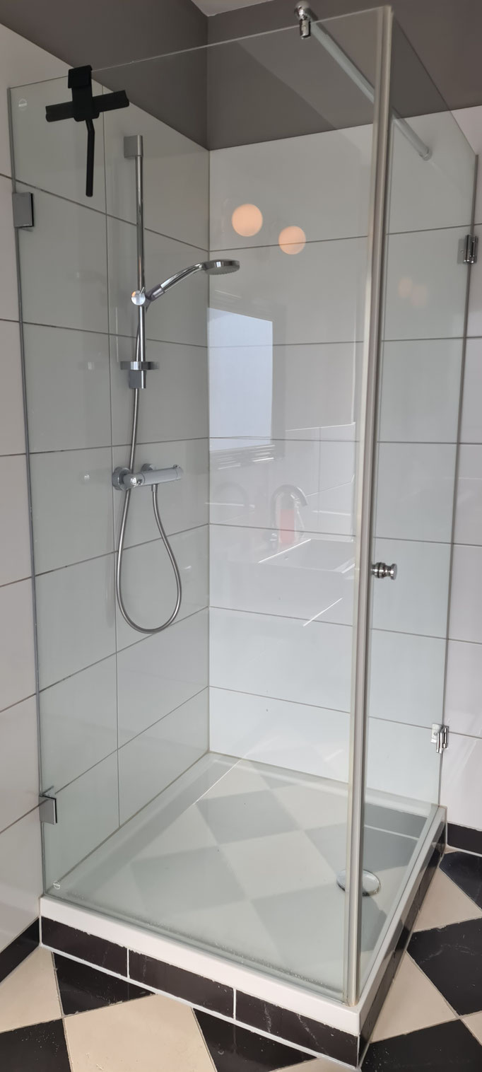 BTK Tegelzetters Venlo - kitwerk vervangen badkamer te Roermond