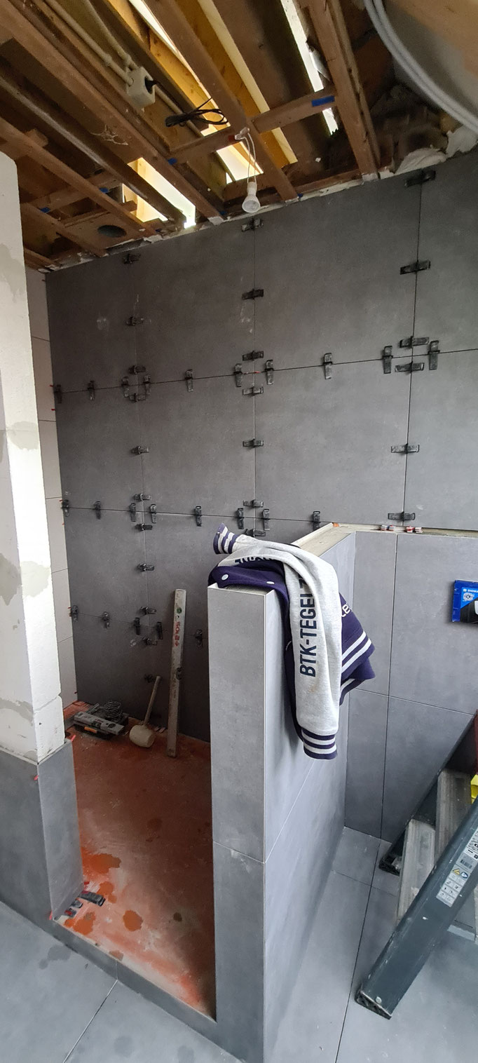 BTK Tegelzetters Venlo - tegelwerk badkamer te Linne