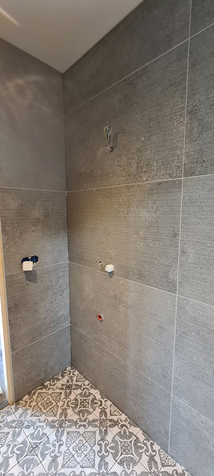 BTK Tegelzetters Venlo - nieuwe badkamer te Grubbenvorst