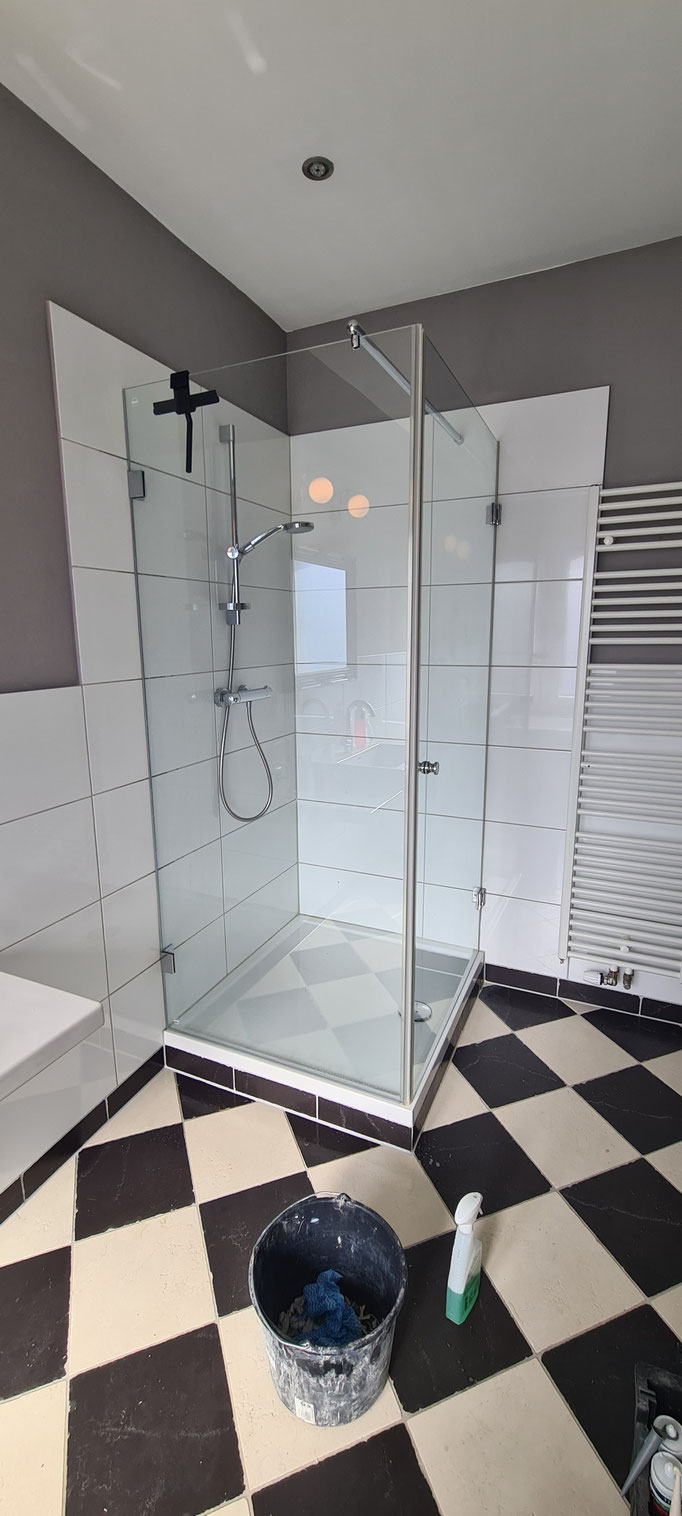 BTK Tegelzetters Venlo - kitwerk vervangen badkamer te Roermond
