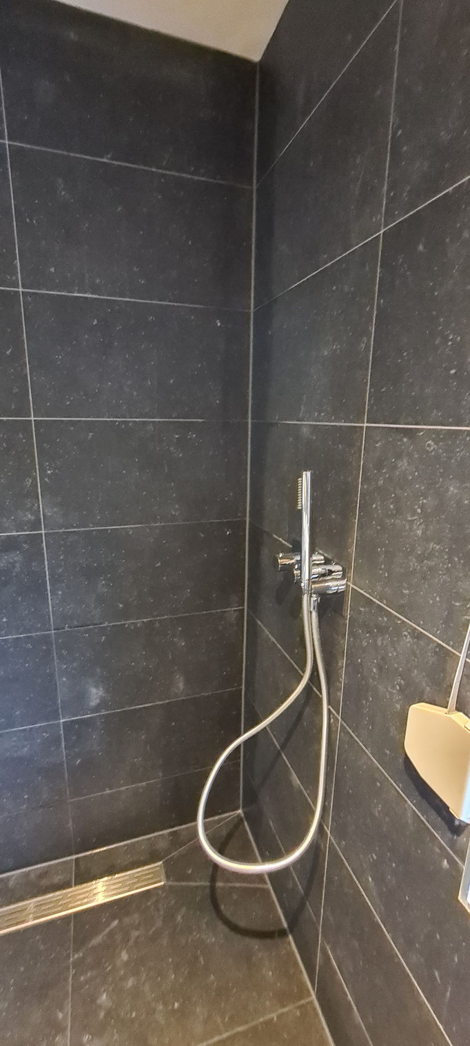 BTK Tegelzetters Venlo - renovatie badkamer te Herkenbosch