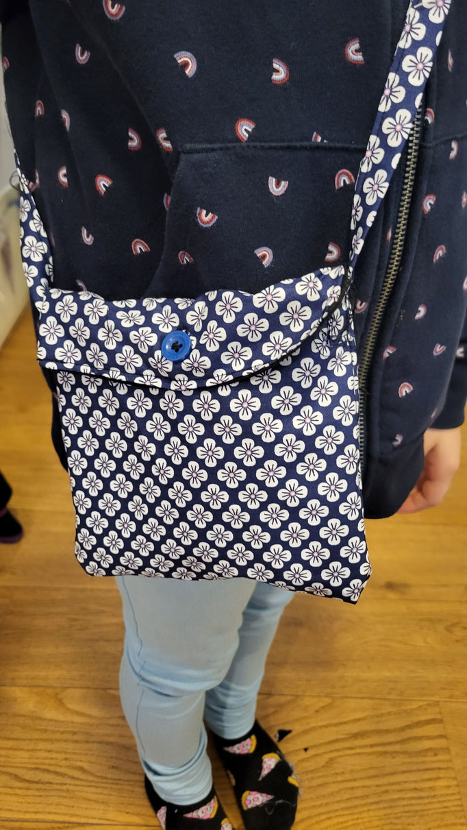 Tasche mit knopf Nähen