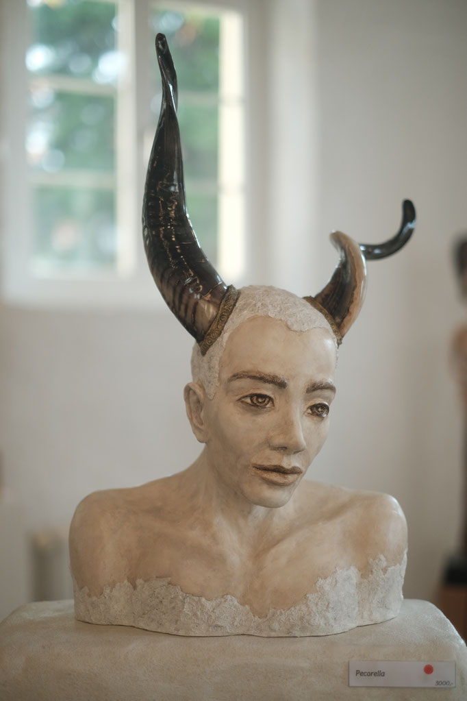 Pecorella, 175 x 42 x 28cm
