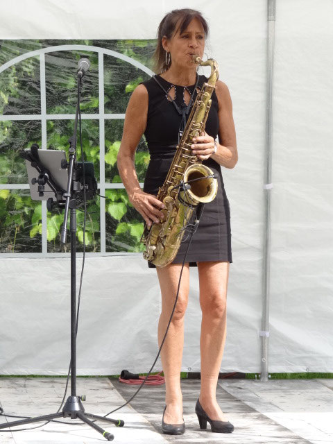 Finissage Ausstellung Elke Schweigart u. Volker Tiemann / Kulturpark Seekamp / 06.07.25 / "Birdy Jessel" / Fotograf: Rolf Johanning