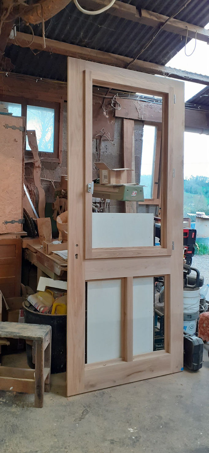 atelier de fabrication de porte bois correze 19