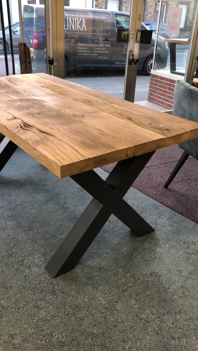Tischplatte aus recyceltem Altholz Eiche