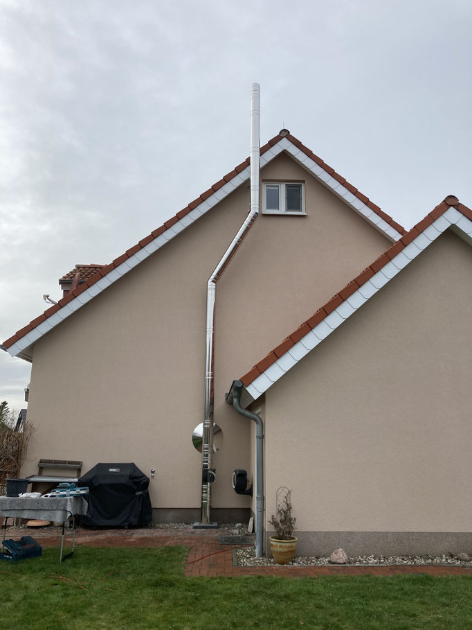 Edelstahlschornstein Vehlefanz mit Verzug 2 mal 30 Grad