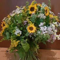 Wildblumenstrauß Sommer Sonnenblumen Blumenhuette Harras