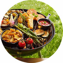 Camping Grill mit Spargel und Zucchini rund 2026