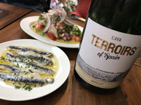 魚介の前菜とカバ