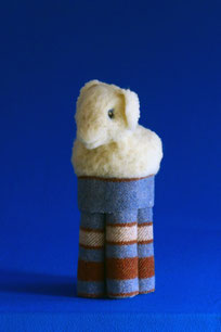 Dim. h 31 cm x 21 cm x 12 cm