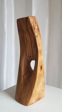 #modern#abstrakt#olivenbaum#edelholzskulptur#gunnar mozer