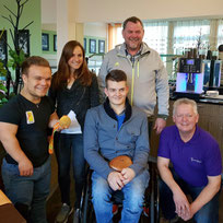 Treffen vor dem Sportsymposiums: Niko Kappel, Anja Scherl, Tom Schmidberger, Andreas Richter und Veranstalter des Thermenmarathons Thomas Richter (von links nach rechts)