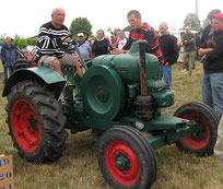  Vieux tracteur Donzac