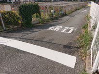 駐車場　ライン引き