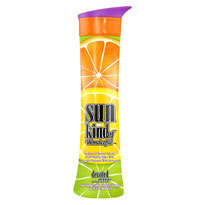 Sun Kind of Wonderful Devoted Creations Zoncosmetica Zonnebank DHA bronzer Cosmetische Natuurlijk Glamour Collection