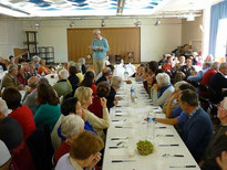 10/2013 organisation d'un repas africain à Plourin, pour financer une partie des projets de solidarité de l'association