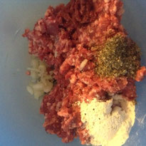 Beef Mince Pinwheels Rozziesrecipes There's a reason beef mince is so popular, it's easy to cook with, you can make healthy meals, and is the hero of many much loved aussie foods! beef mince pinwheels rozziesrecipes