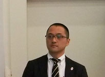 英語　家庭教師　顔写真　