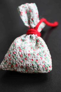 Lavendelsäckchen/ Lavender bag. Photo: Men's Individual Fashion.