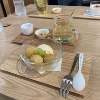 パレンタ　胡麻団子アイス&青茶