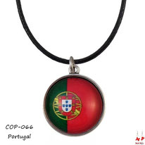 Collier à pendentif cabochon en verre drapeau du Portugal