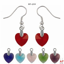Boucles d'oreilles pendantes à coeurs en acrylique six couleurs