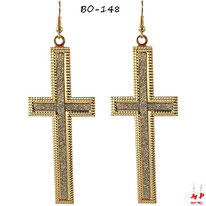 Boucles d'oreilles pendantes croix dorées et paillettes argentées