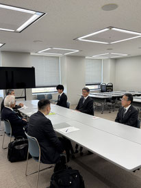 支援する会副会長表敬訪問