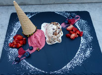Vanilleis Vanille Cookie eis Erdbeereis Erdbeeren Pi mal Butter Mädchenvöllerei Saarland Saarlouis Blog Food Rezept